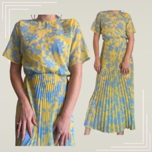 Pleated maxi dress